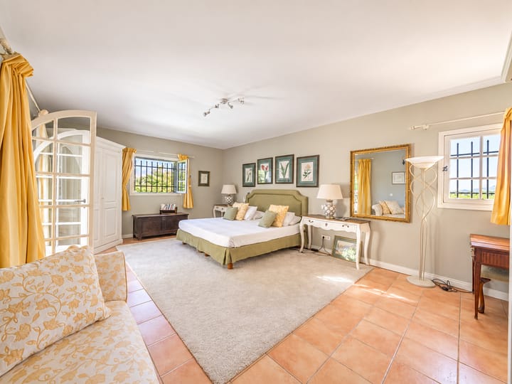 La chambre ouverte sur le jardin