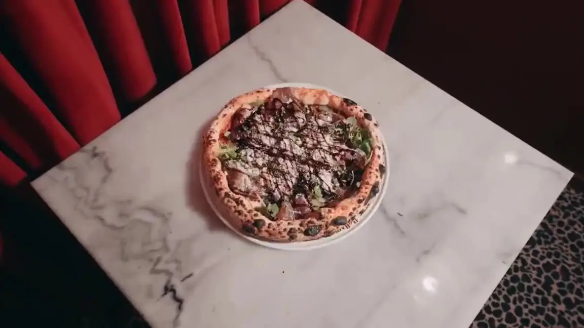 La pizza, à la sortie du four
